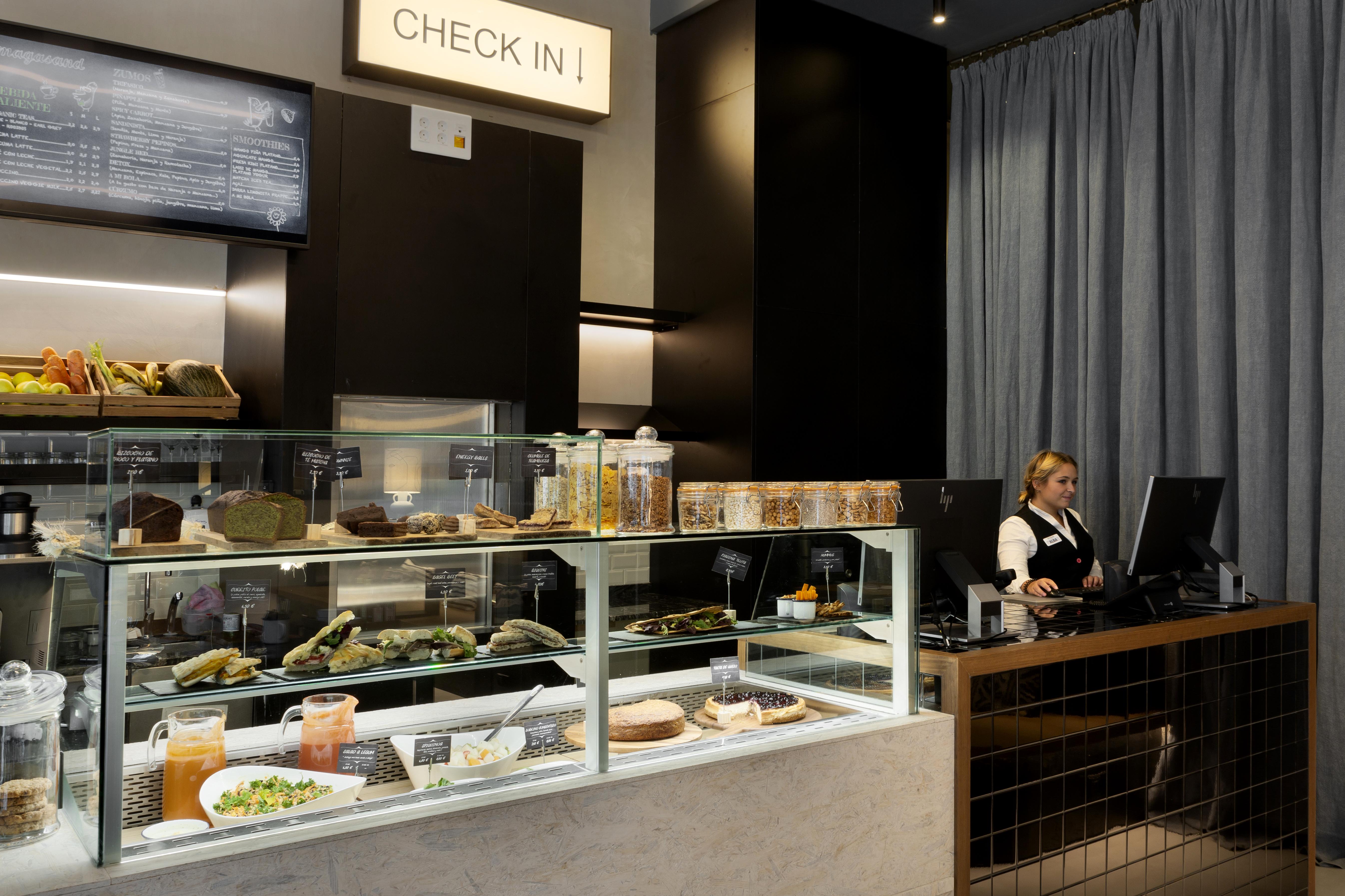 Petit Palace Chueca Мадрид Екстериор снимка
